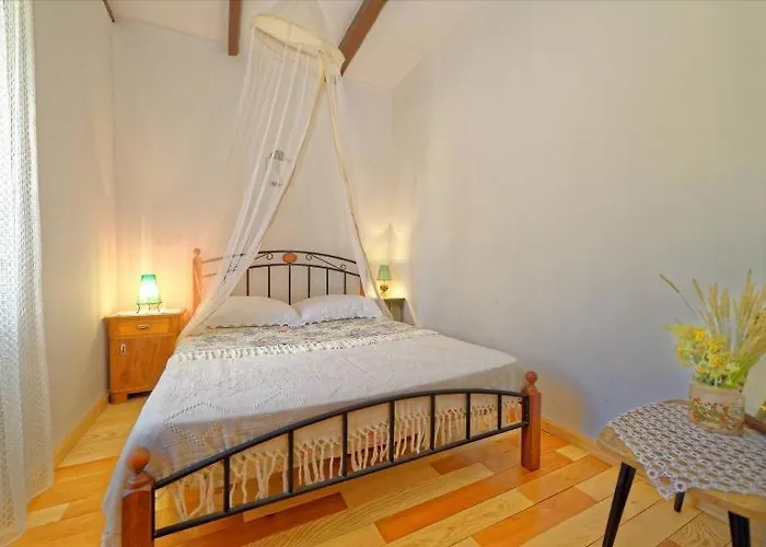 With A Parking Space Zupanje, Krk - 5307 Daire